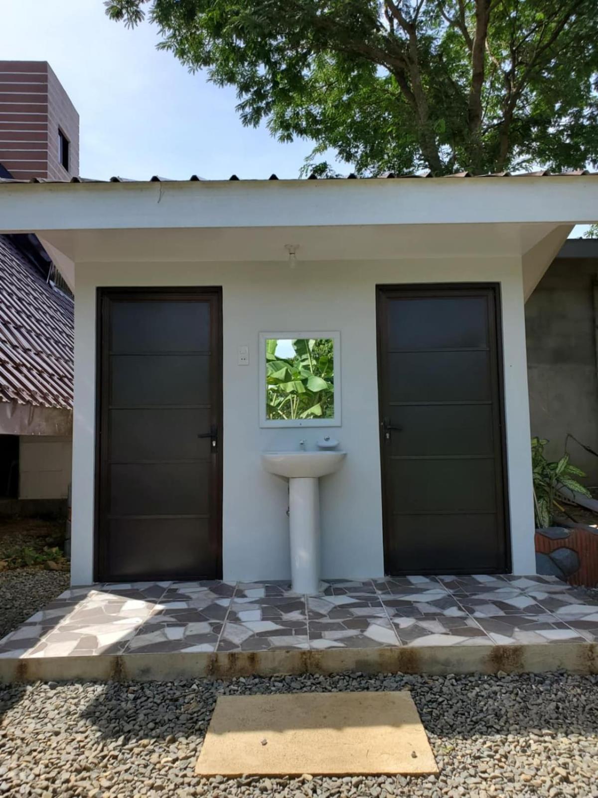 Redwood Cabin Bolinao Exteriör bild